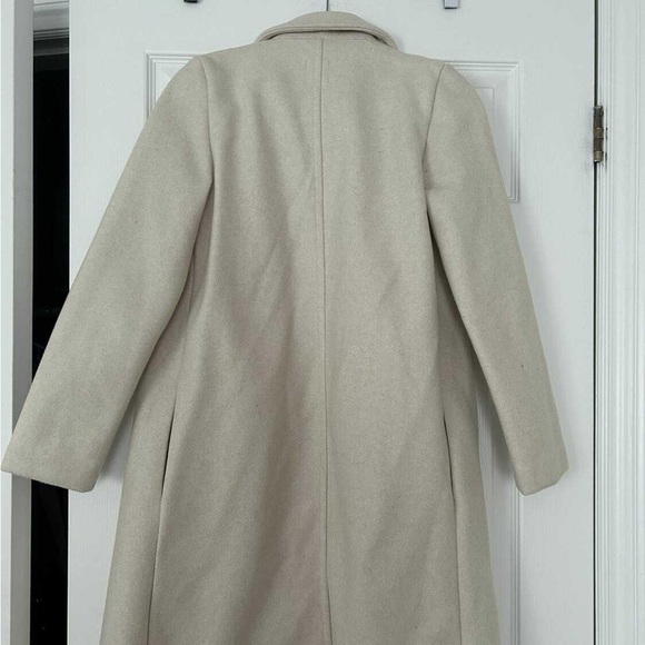 Cream Zara coat - like new! - Picture 2 of 2